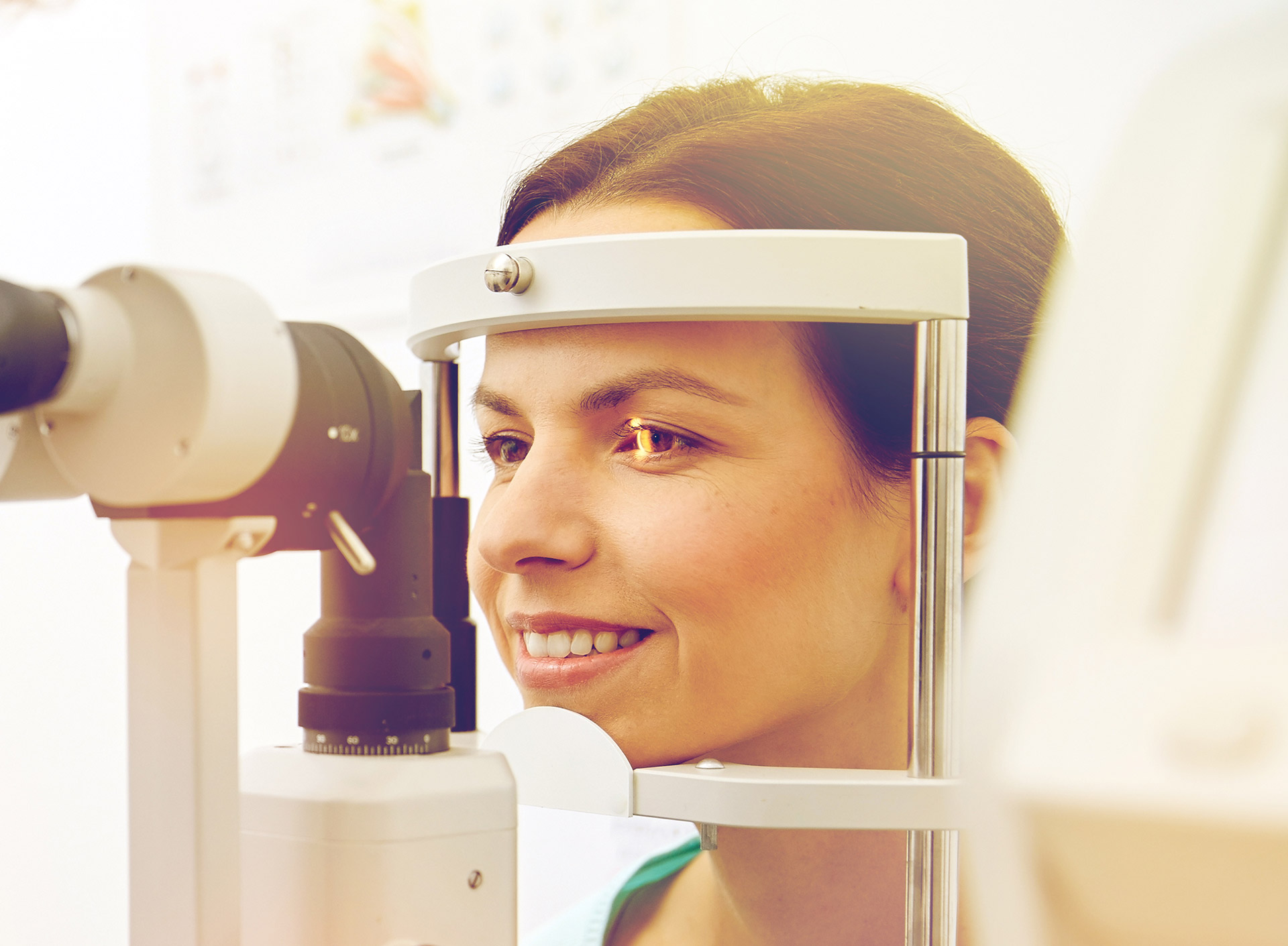 Retina and Uveitis Center | Ectopia Lentis, Dislocated IOL and Lens Fragments